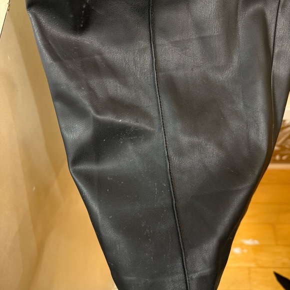 Zara Full Length Faux Leather Pants Size Medium - Picture 6 of 8